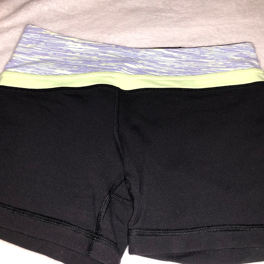 ivivva shorts !!🤩💗